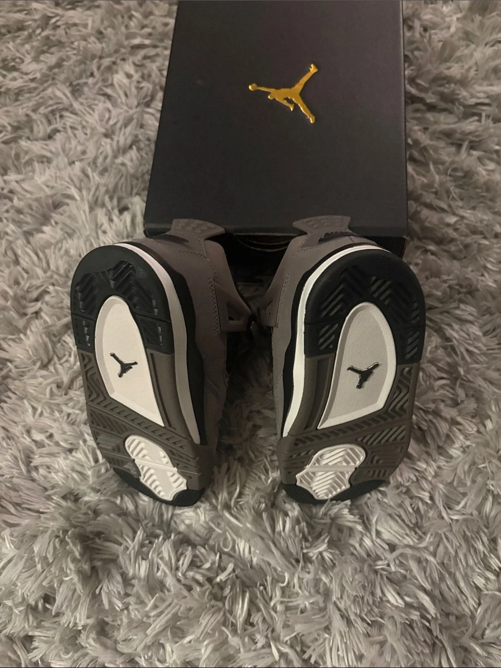 Retro Jordan 4